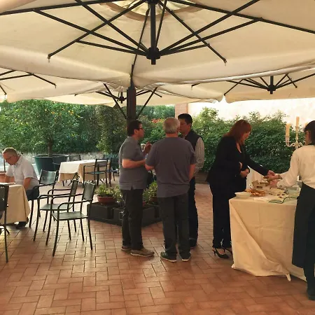בית חווה Casa San Marco קסטלנואובו דל גארדה