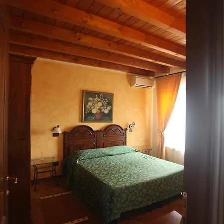 ファームステイ Casa San Marco カステルヌオーヴォ・デル・ガルダ